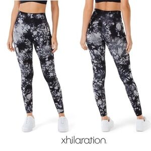 XHILARATION Women's Seamless High-Waist Tie-Dye Leggings - (Black/White, S/M)